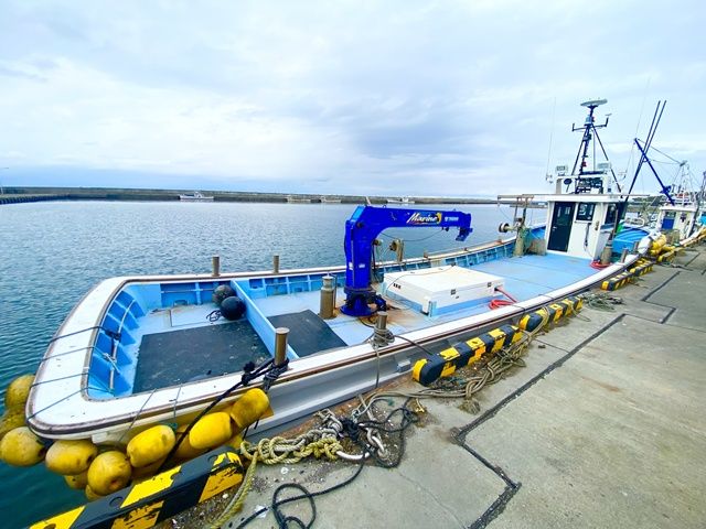 ここでしか経験できない漁業のお仕事です(^^)/