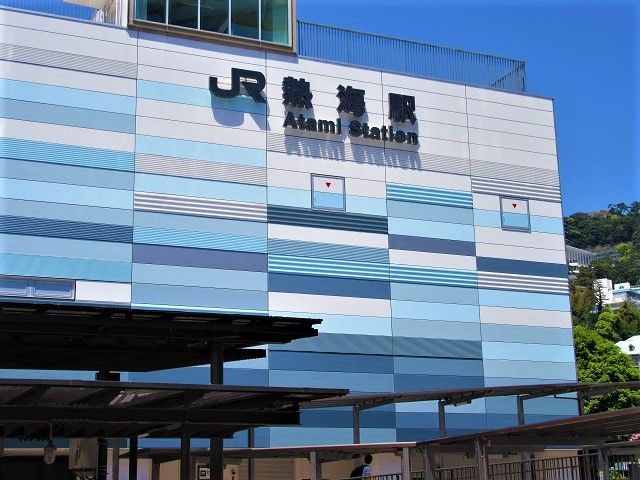 熱海まで電車で1本です☆