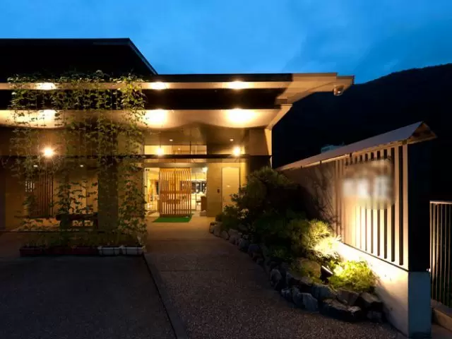 和モダンな旅館です。
