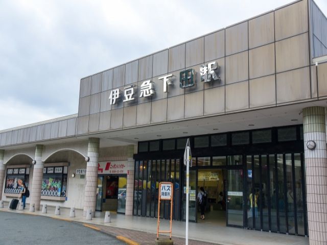 駅周辺はお買い物できる場所も多く非常に便利♪