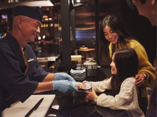 【外国人スタッフ多数】海外渡航に憧れませんか？ここではそれを実現させます！