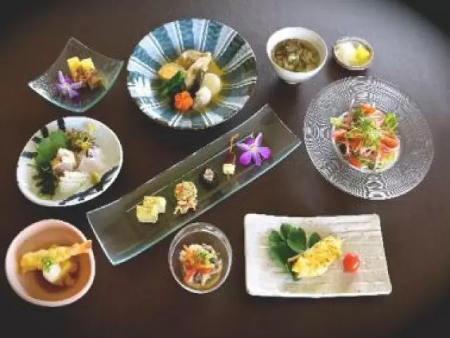 提供頂くお食事一例