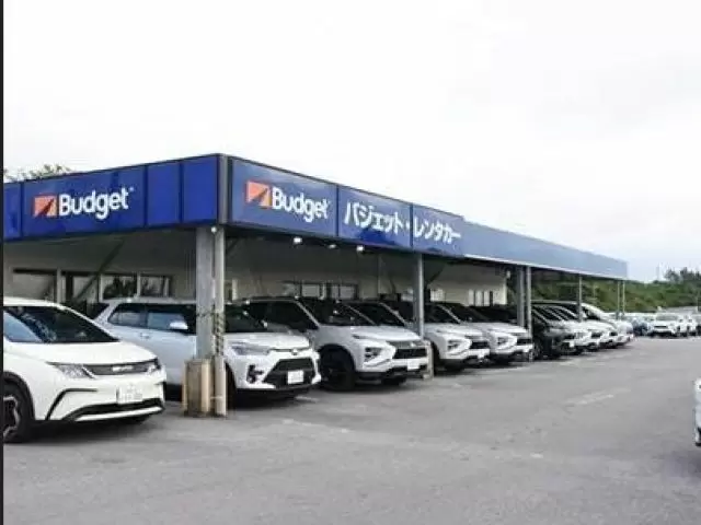 石垣空港から徒歩圏内のレンタカー屋さんのお仕事です。