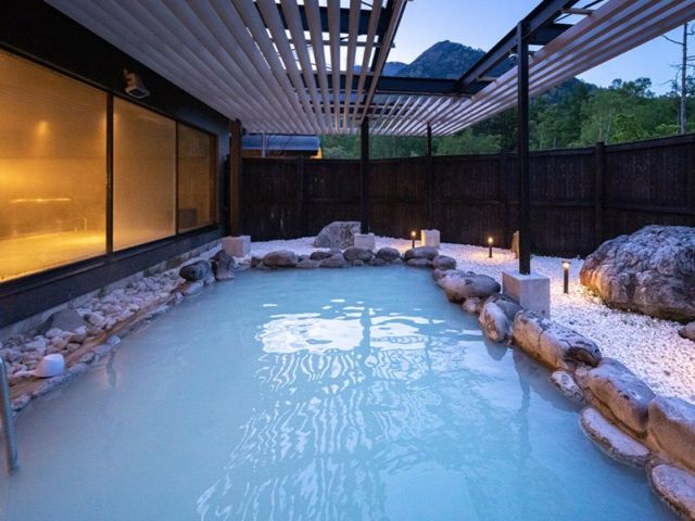 ■館内の温泉使えます！露天風呂は圧巻です◎