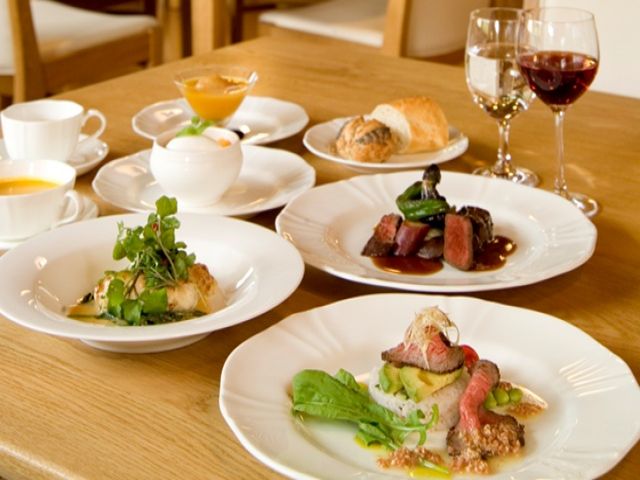 お客様に提供していただく食事の一例です。
あなたの経験を生かすことができます！