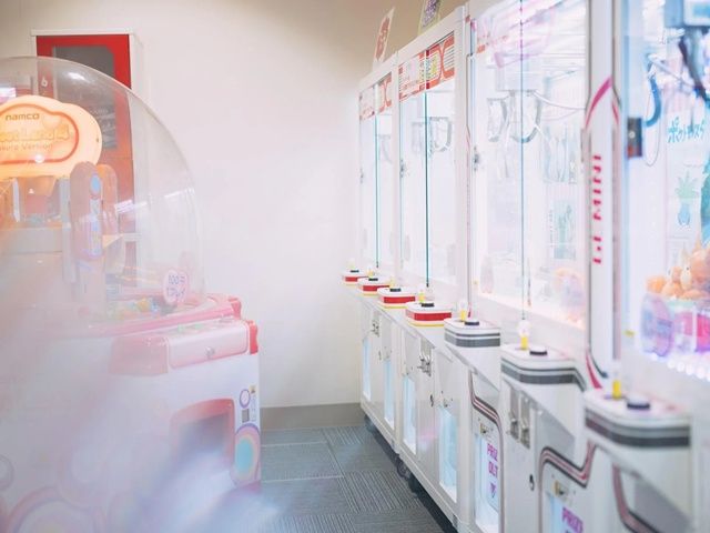 レアなゲームセンターでのお仕事！