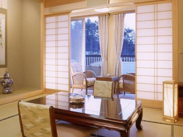 温泉地のリゾートホテル♪草津観光名所「湯畑」へも徒歩5分とアクセス抜群！！