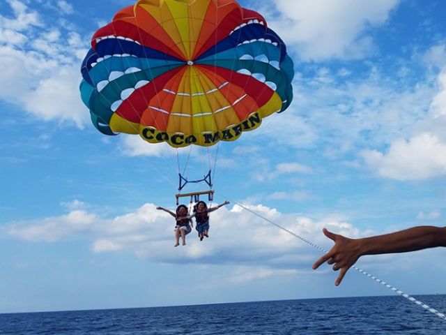 沖縄といえば、やっぱり青い海に行かないと！！！