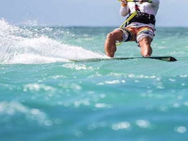 他にもウエイクボードなど様々なプランがあります！