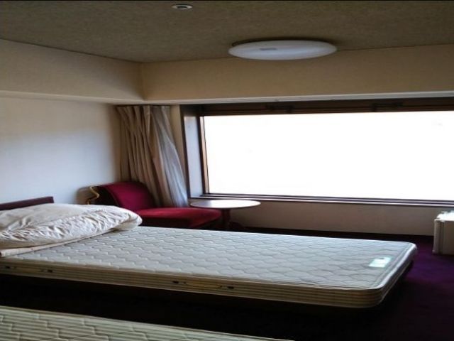 ～部屋内にWIFI付きのお風呂・トイレあり！～
使われていない客室寮を個室として利用。