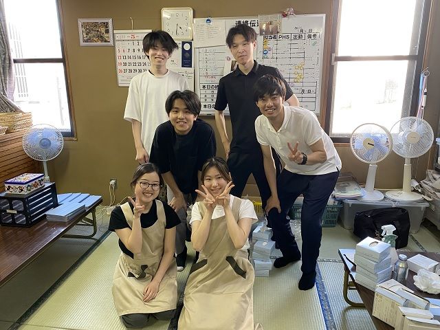 こちらのホテルで勤務いただいたスタッフさん♪未経験でも元気や明るさと少しの体力あればok！