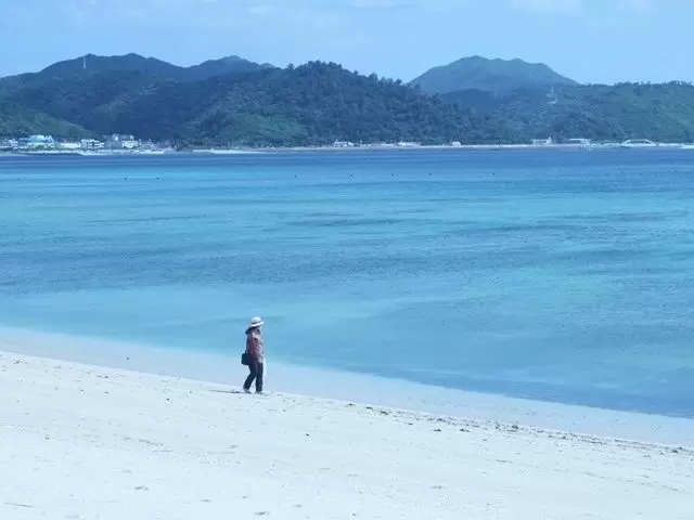 休日はきれいな海を満喫して下さい！