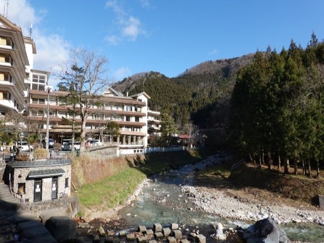 四万温泉一の大規模ホテルで働ける！