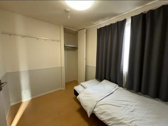 ☆掲載写真は複数ある寮の1部屋です。