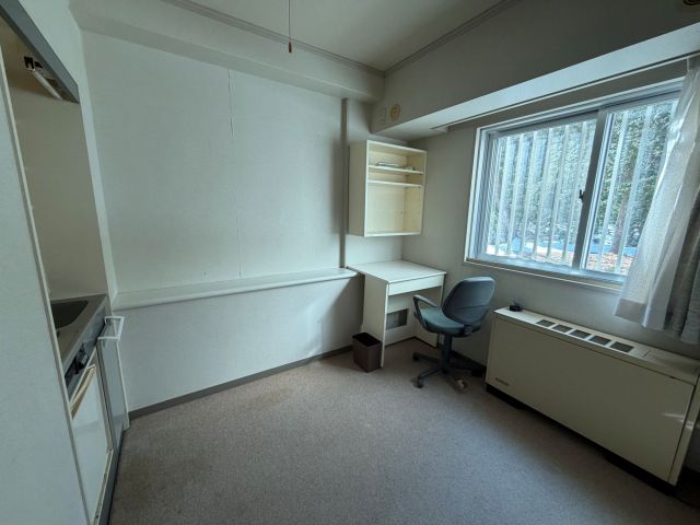 寮は数か所あり、遠いため送迎付き！
カップル・友人ル同室OKです