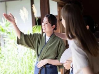 【温泉入浴可能】【休日も食事三食付き】自然豊かな旅館でのお仕事です！