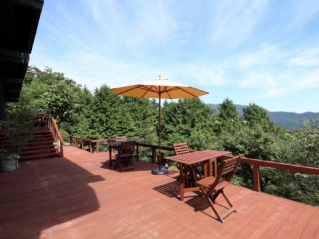 綺麗なテラス席もあるホテル