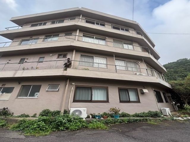 寮までバス+徒歩で20分程です！