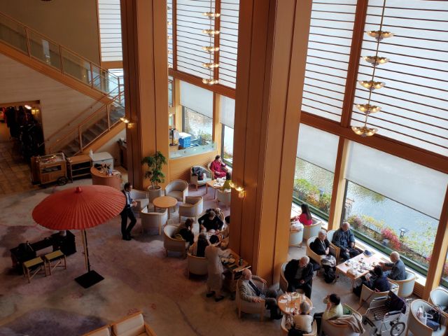 駅近、都会へのアクセス抜群のホテルです。寮も職場から近く便利な生活環境です！