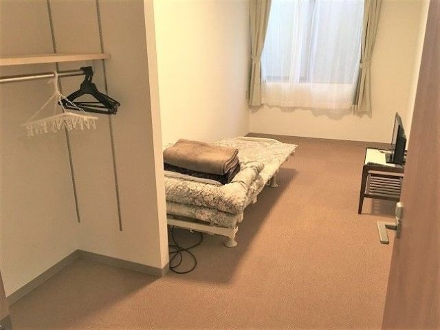 ［寮内①］４年前にリノベーションされているのでプライベート空間もとてもきれいです!!