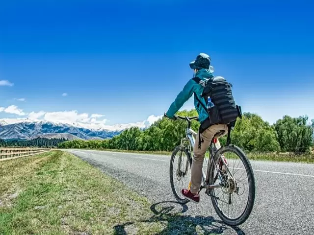 ご希望の方は有料で自転車レンタルのご案内もしています。
