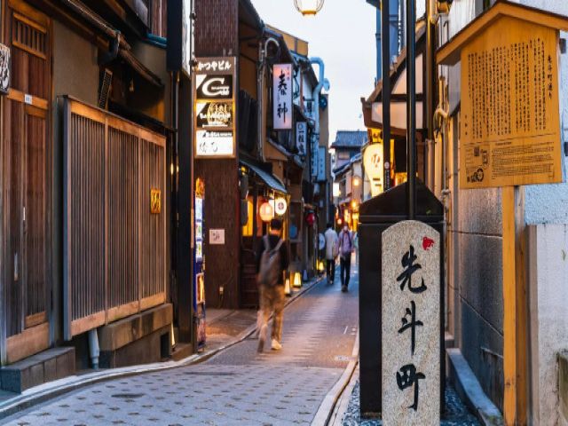 京との雰囲気を感じてみてください♪