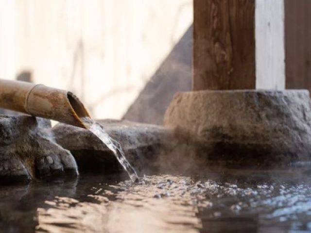 館内のお風呂も入浴可能！お仕事終わりはゆっくり癒されましょう...。
