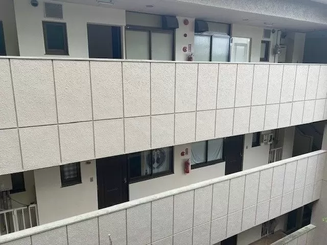 【寮外観】職場から徒歩1分～2分です。