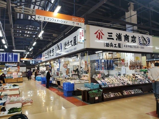 お休みの日は市場まで足を運ぶのもおススメです！