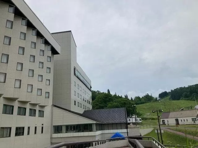 周りには何もありませんが、貯金するには最適の環境です♪