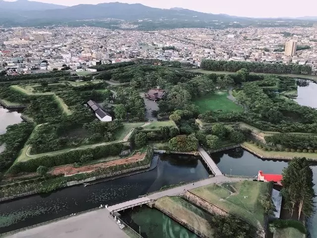 休日には函館観光も◎！
