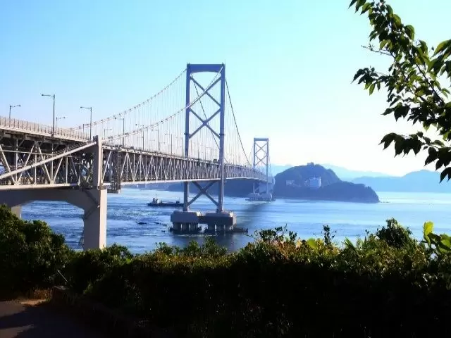 鳴門海峡を一望できる立地です♪