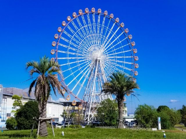 ＼愛知◇人気遊園地／
通い求人・週4日～勤務可・従業員食堂あり