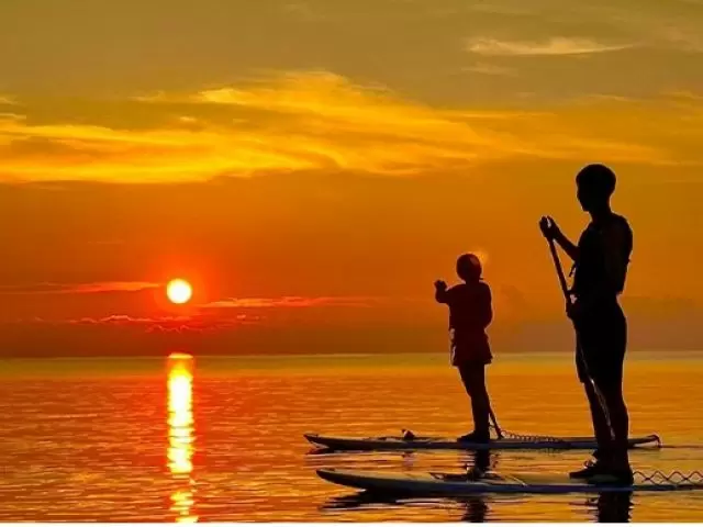サンセットを見ながらのSUPは贅沢♪♪