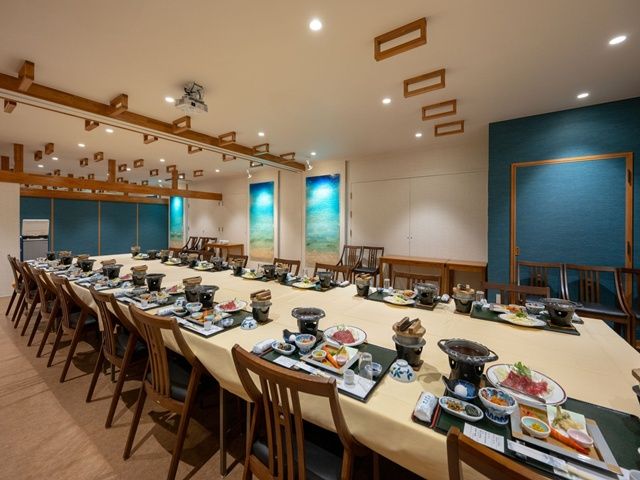 お食事処は海の幸満載！