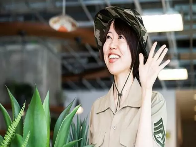 笑顔でゲストをお迎えください。