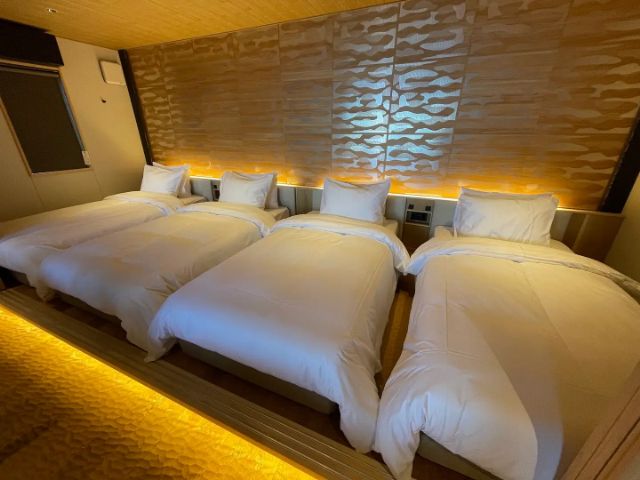 客室は4人部屋と6人部屋がございます！
