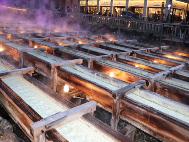 人気温泉地の草津温泉！