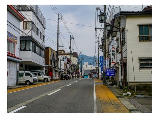 新幹線も止まる駅なのでアクセスも抜群!!
駅近くには飲食店・コンビニ・薬局も揃ってます!!