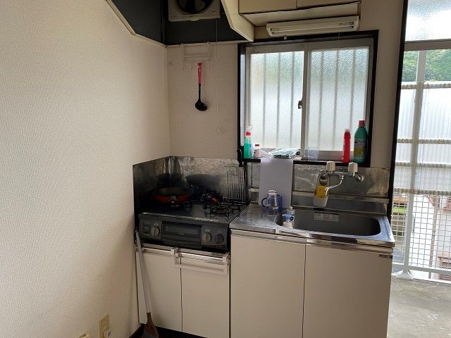 一般的なアパートタイプの寮になります！寮にはキッチン付いてます◎