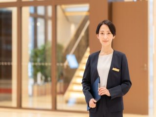 《レア求人♪》高時給×客室寮！御殿場のホテルでフロントのお仕事です！