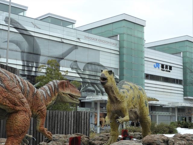 駅前なのでアクセス便利ですよ～♪