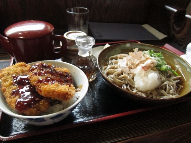 福井名物「ソースカツ丼」