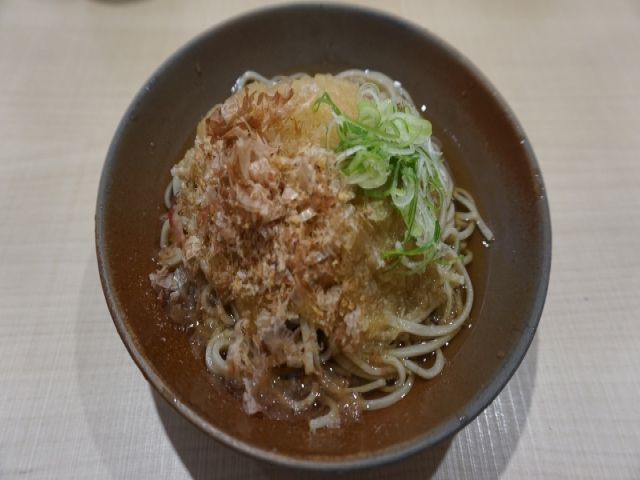 そばも有名ですよ！！