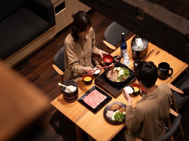 お客様には非日常な時間を味わっていただきましょう！