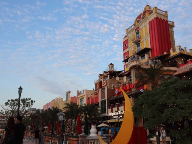 人気観光エリアまでも最短30分♪アクセス◎の立地環境です！