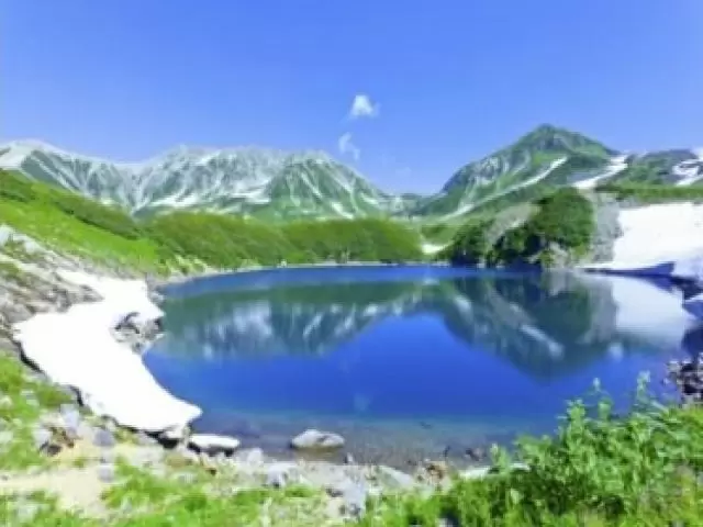 ～観光の拠点に最適な宿泊施設で勤務です～
一度は訪れるべき景色が広がるアルペンルート！