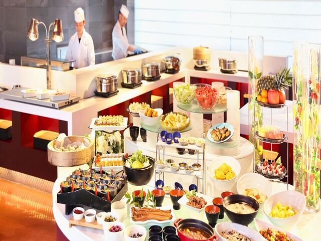 ブッフェスタイルのホテルです！ライブキッチンもお任せ♪