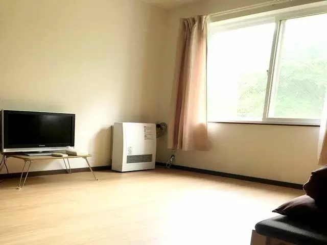 エアコン・暖房完備の完全個室★