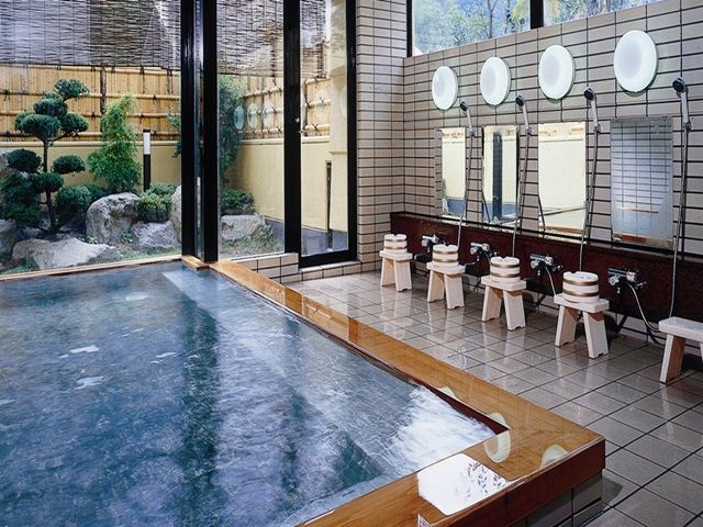 館内大浴場の入浴可能！日々の疲れを温泉で癒せます♪